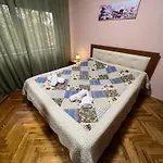 Entire Apartment, In The Center Appartement Tirana