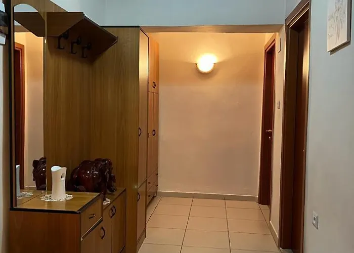 Entire Apartment, In The Center Apartman *